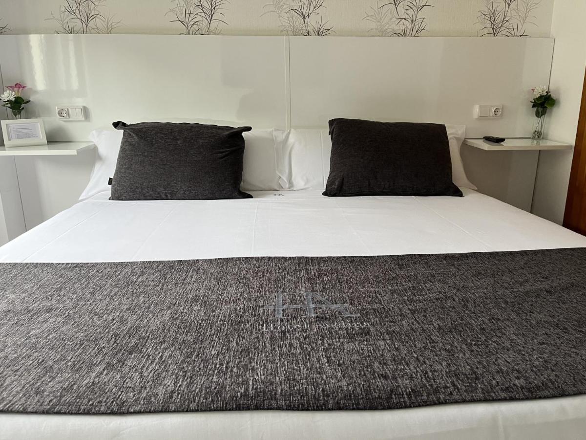 Hotel Avelina กังกัส เด โอนิส ภายนอก รูปภาพ