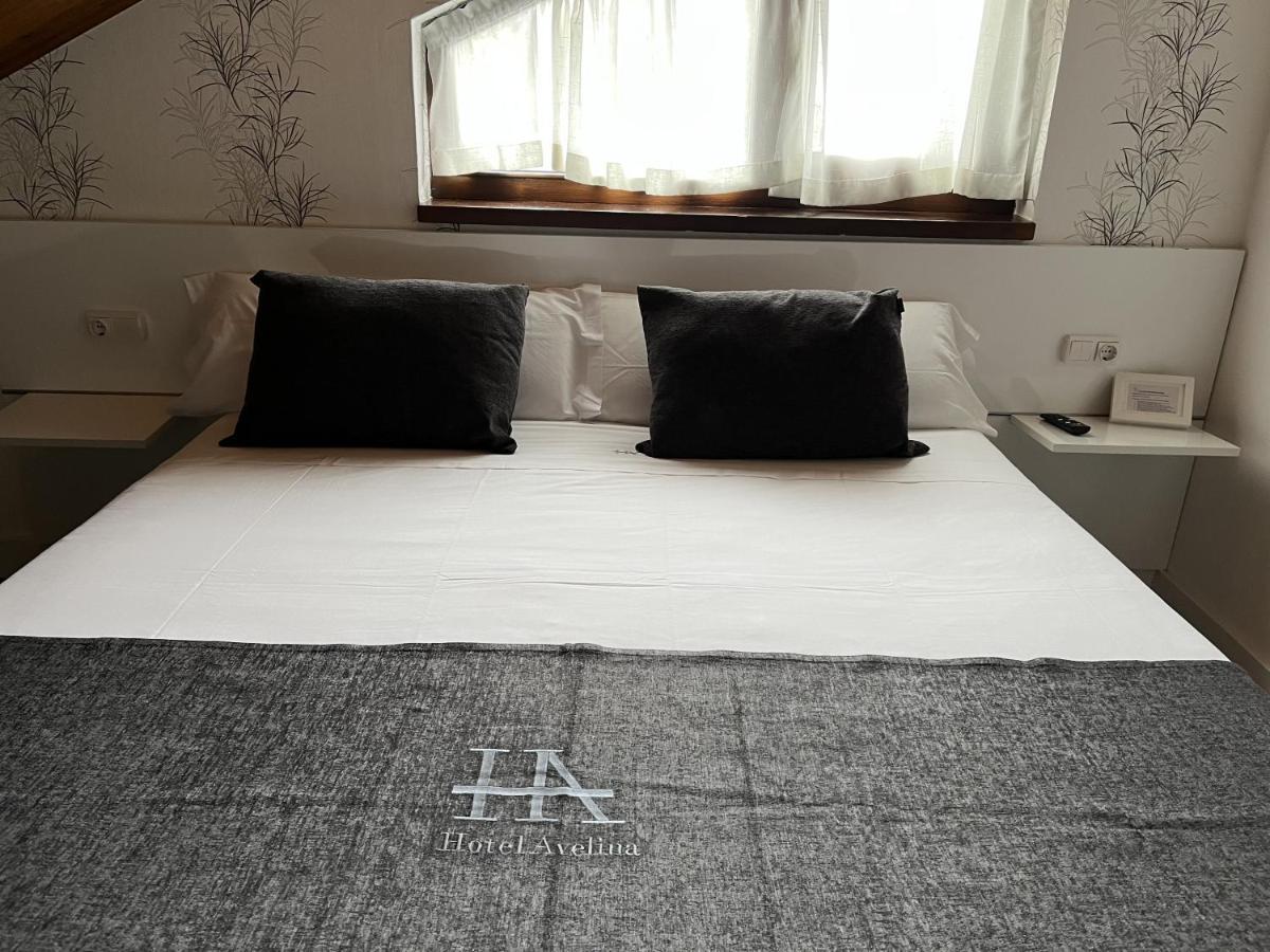 Hotel Avelina กังกัส เด โอนิส ภายนอก รูปภาพ