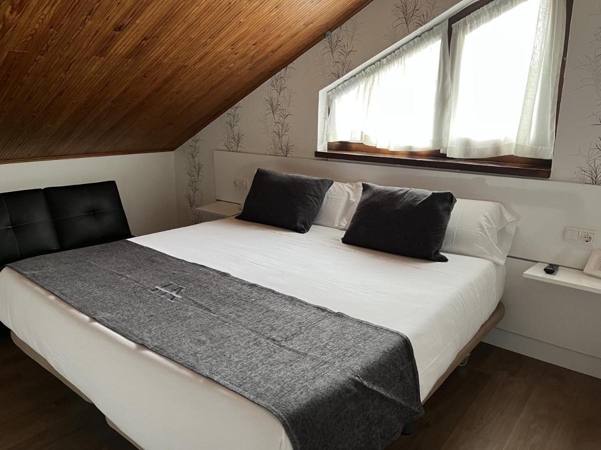 Hotel Avelina กังกัส เด โอนิส ภายนอก รูปภาพ