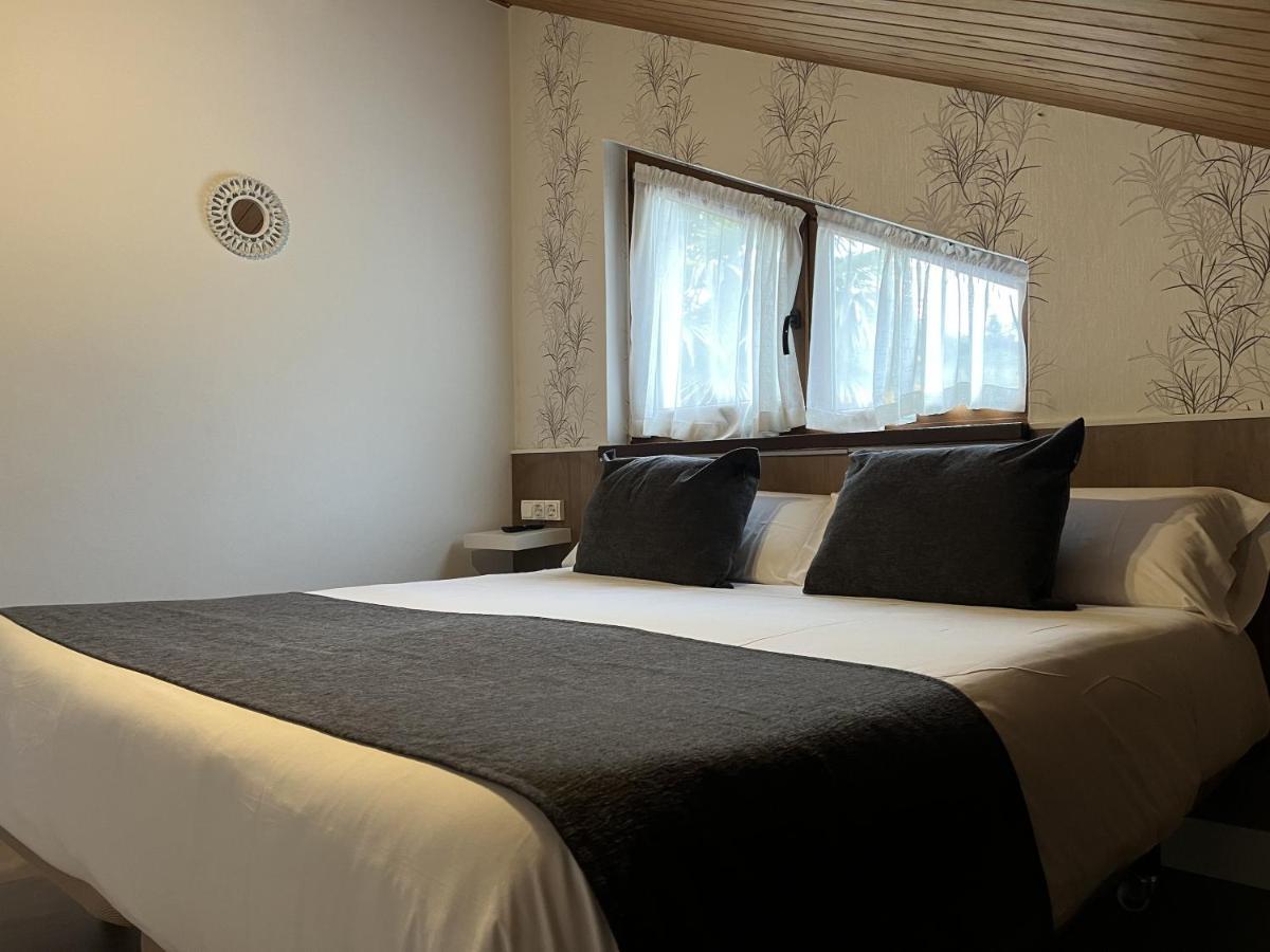 Hotel Avelina กังกัส เด โอนิส ภายนอก รูปภาพ