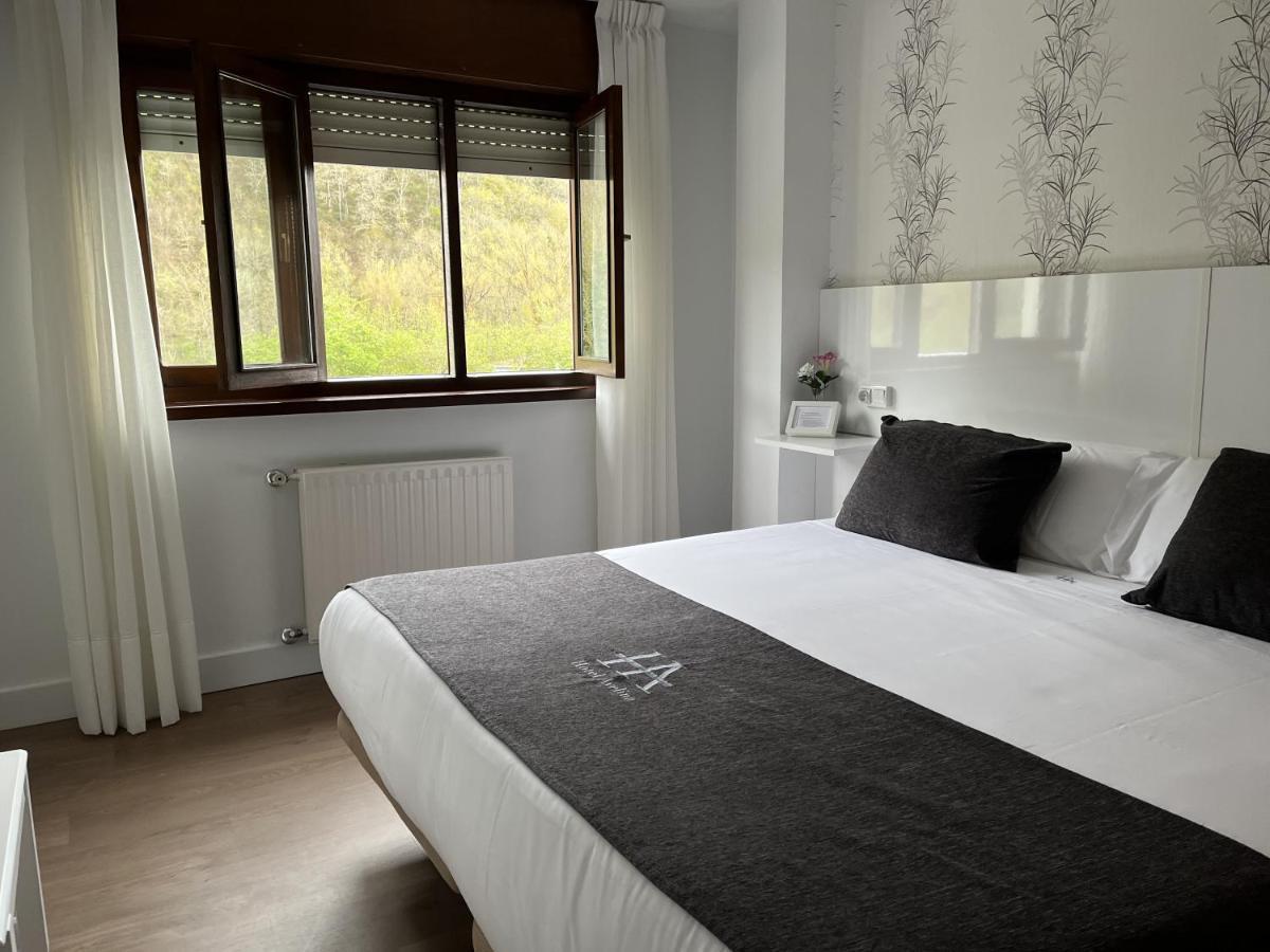 Hotel Avelina กังกัส เด โอนิส ภายนอก รูปภาพ