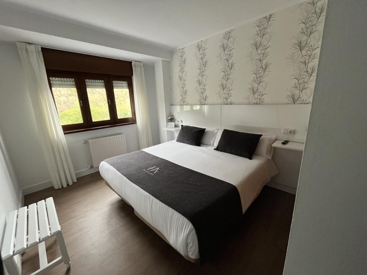 Hotel Avelina กังกัส เด โอนิส ภายนอก รูปภาพ