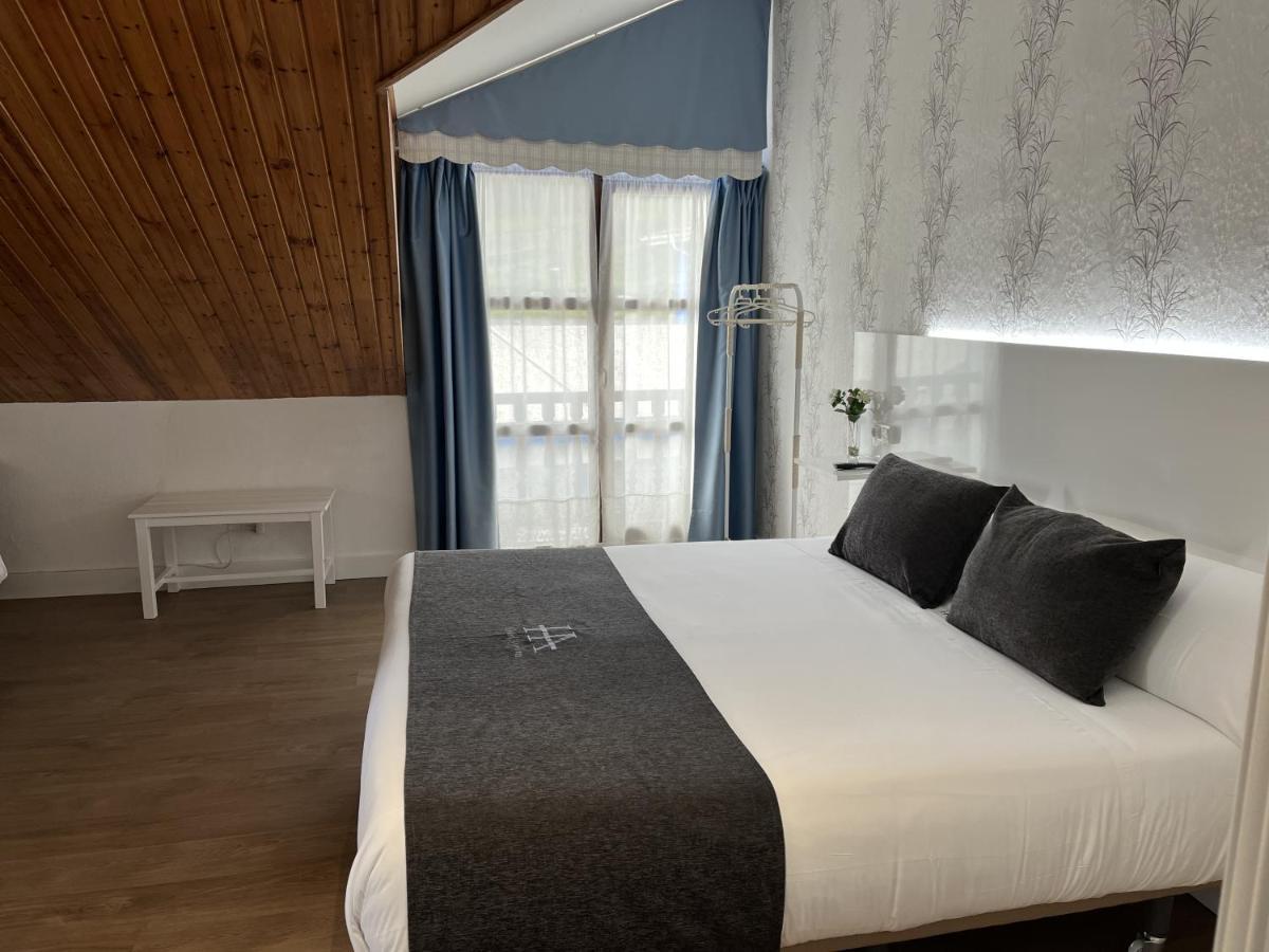 Hotel Avelina กังกัส เด โอนิส ภายนอก รูปภาพ
